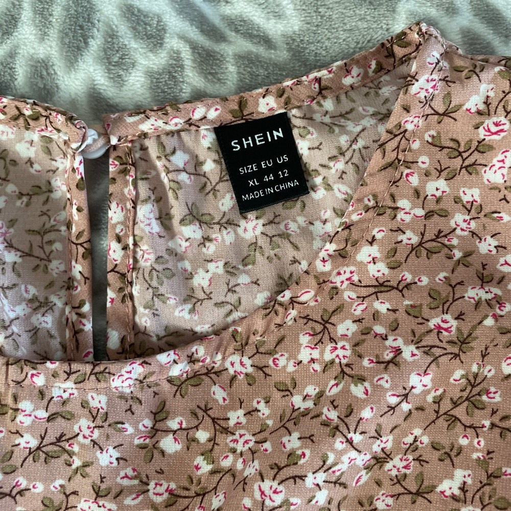 Floral Puff Sleeve Blouse size XL Pink Ditsy Shirt Spring Soft Girl Bloomcore - Picture 3 of 7